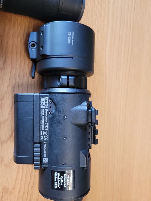 Pulsar krypton Sensor:640x480, 12µm, 2300m Nasadka luneta termowizyjna
