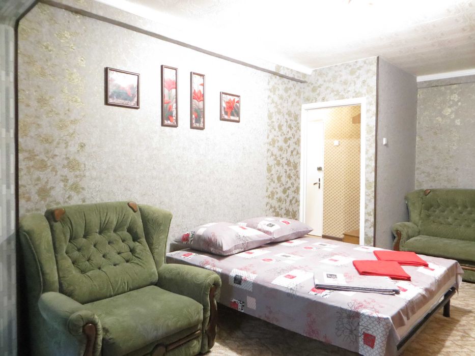 Посуточная аренда. Оболонь. м. "Героев Днепра" ТЦ«OASIS» «Dream berry»