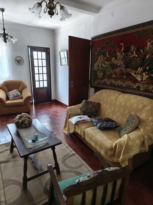 MORADIA T3, pronta a habitar!