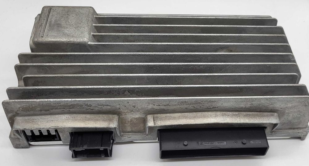 Audi A5 8T LIFT Wzmacniacz Bang & Olufsen
