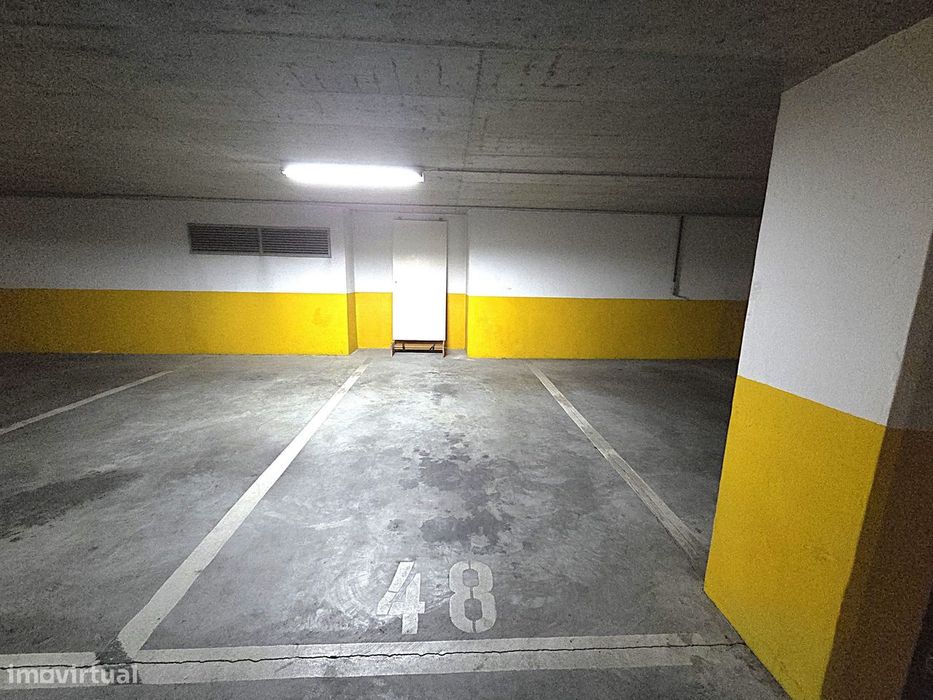 MONTE DA CAPARICA - T3 com Parqueamento