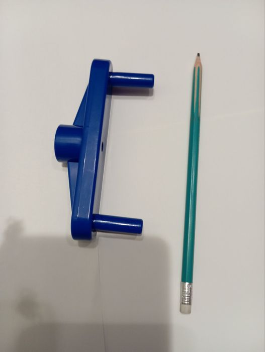 Маркер для нахождения центра на деревянных брусках