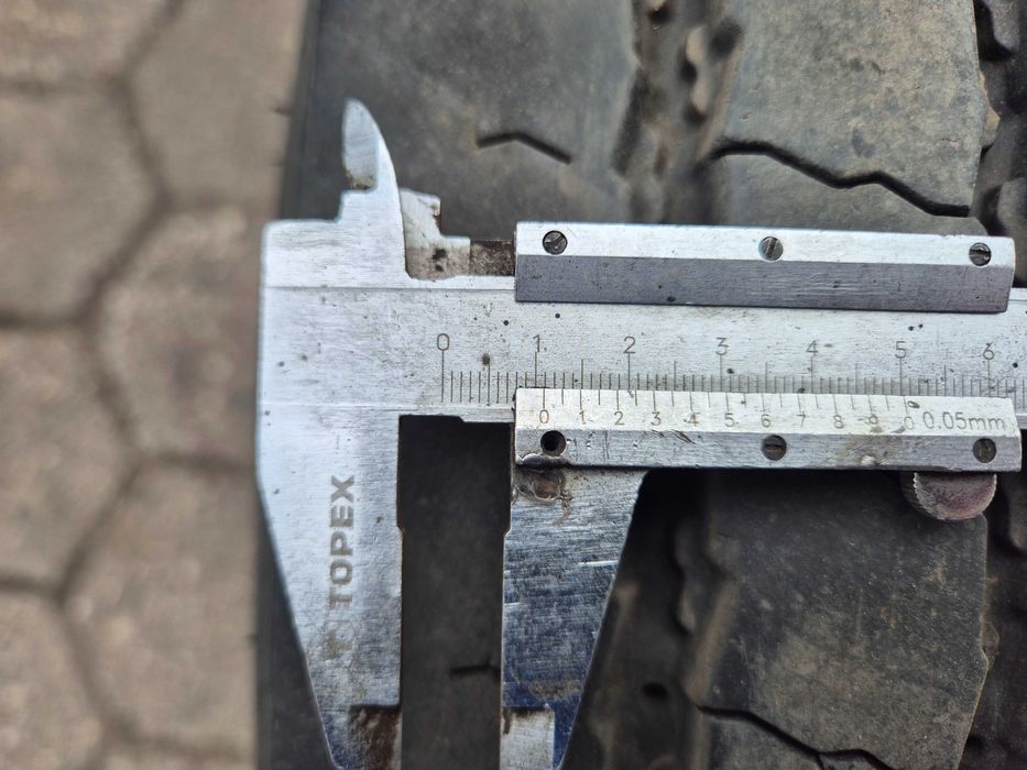 OPONA KOŁO PIRELLI 285 70 R 19,5 2023 ROK 11mm