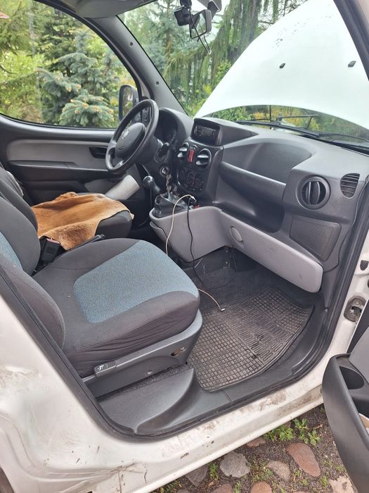 Fiat Doblo Cargo.