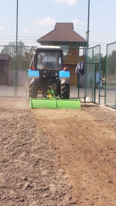 Аренда трактора с навесным оборудованием, грунтофреза