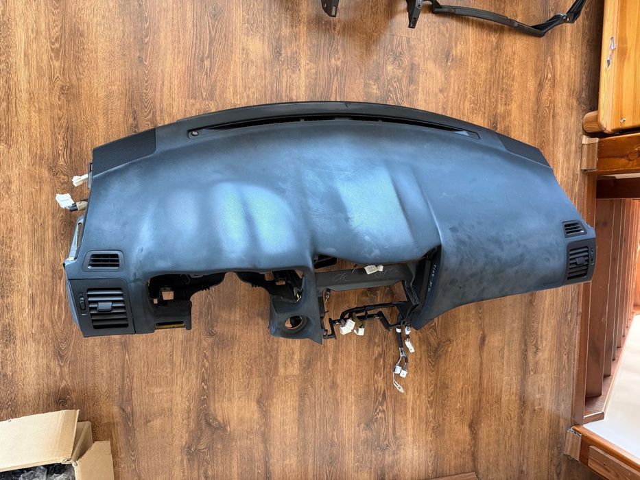 Deska rozdzielcza, konsola Lexus RX400h 03-09r.