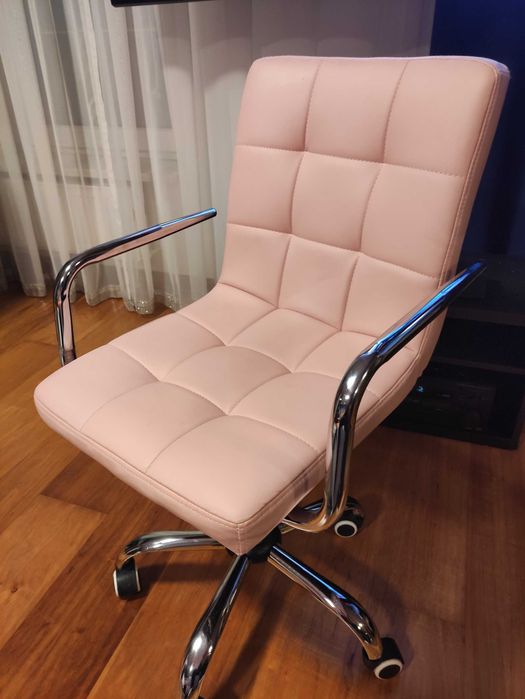 fotel biurowy obrotowy