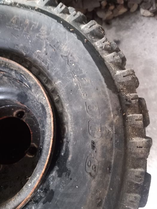 Pneus e jantes de moto 4