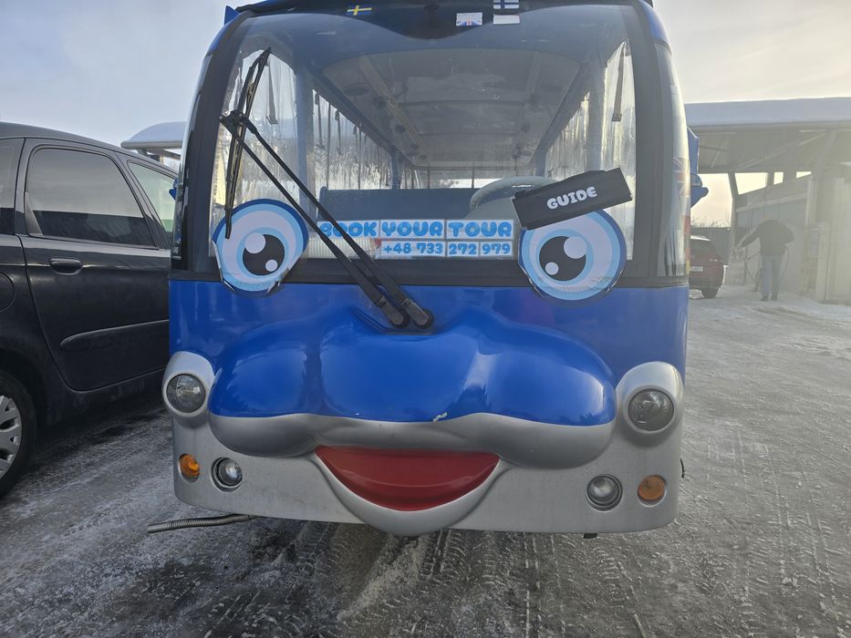 Pojazd wolnobieżny delfin 14 osobowy Melex eagle