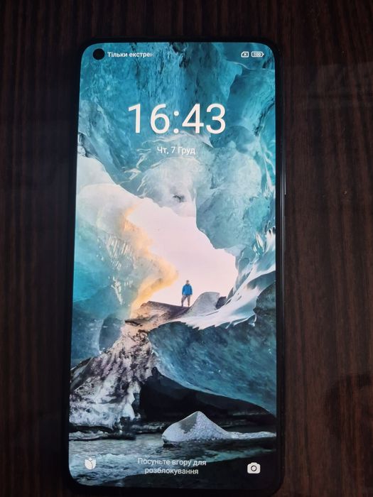 Продаю телефон!!