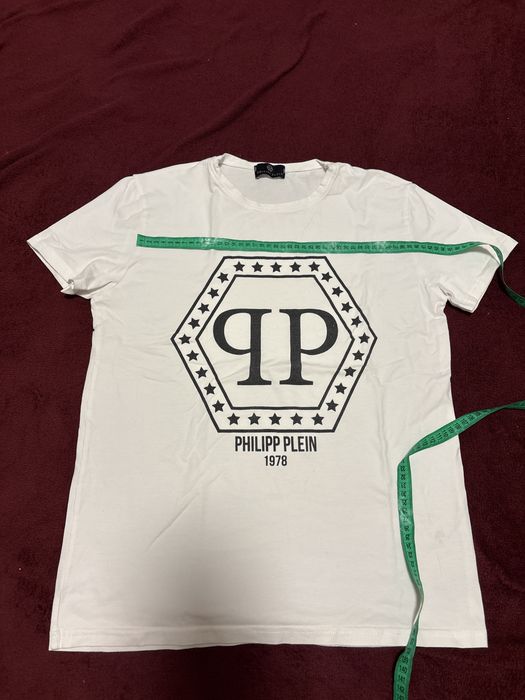 Продам фудболку оригінальну чоловічу Philipp Plein  p.m