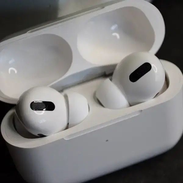 Навушники бездротові AirPods Pro 2 з Шумозаглушенням