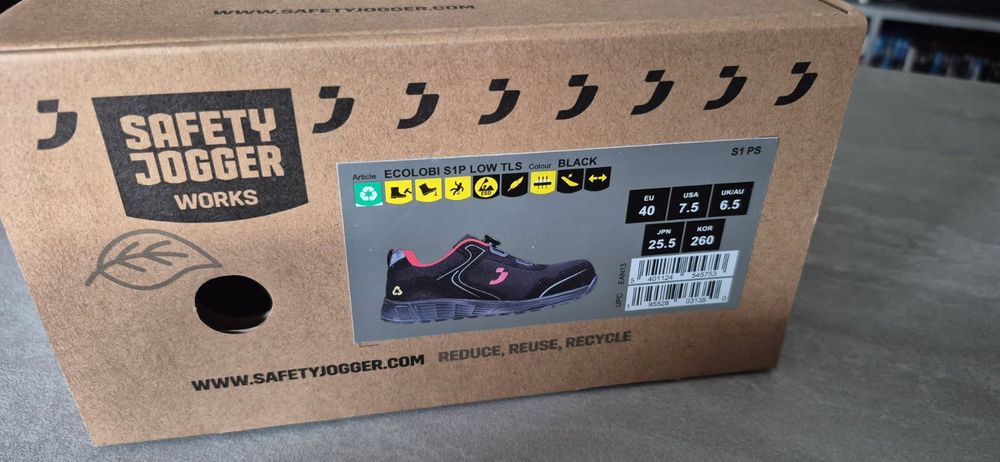 Sprzedam nowe buty robocze