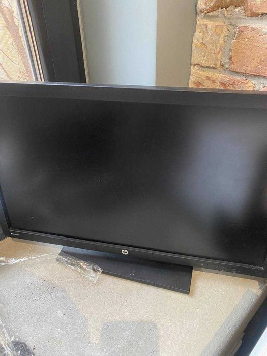 Монітор HP ZDisplay, великий екран, відмінний стан