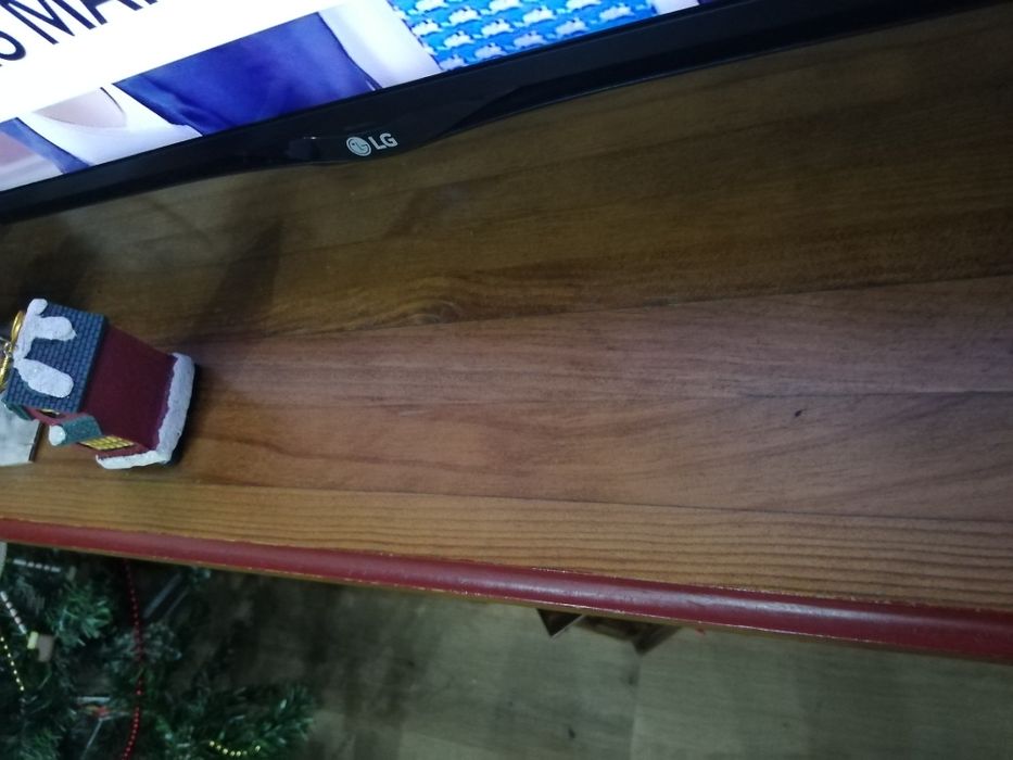 Mesa e espelho de Hall de entrada