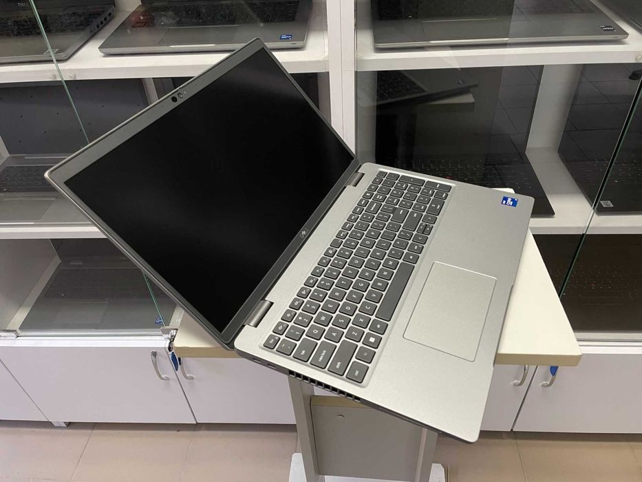 Ноутбук Dell Latitude 5520 [i7 11 Gen] [IPS] R16 [SSD] на Куліша 22