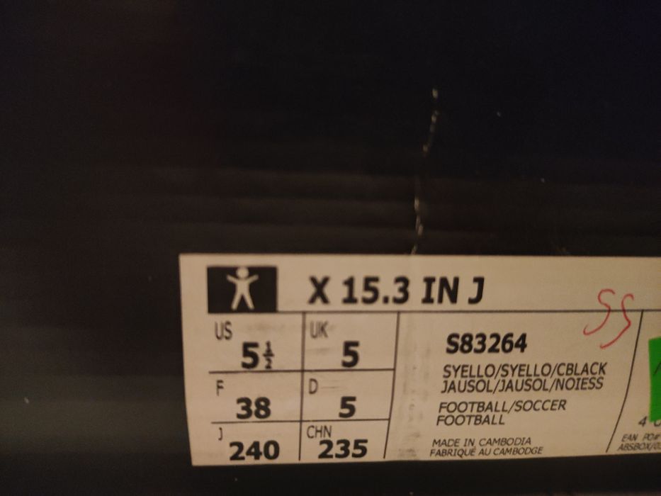 Korki adidas rozmiar 38 jak nowe