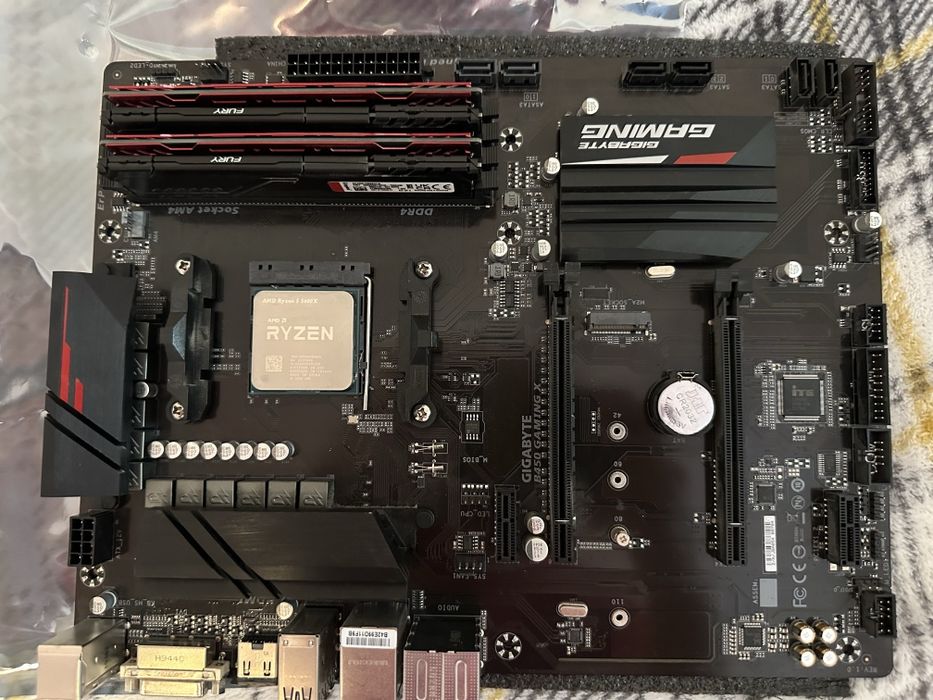 Комплект Ryzen 5 5600x 32 gb DDR4 3333 Gigabyte B450 gaming x