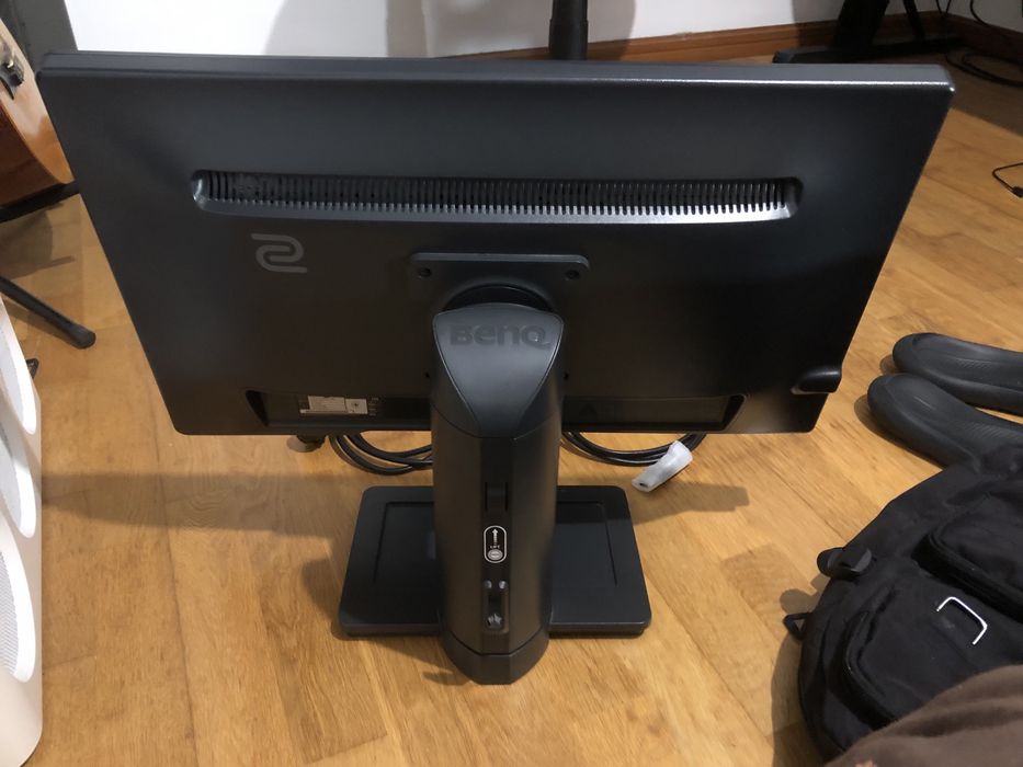 Monitor Gaming 144Hz 1ms