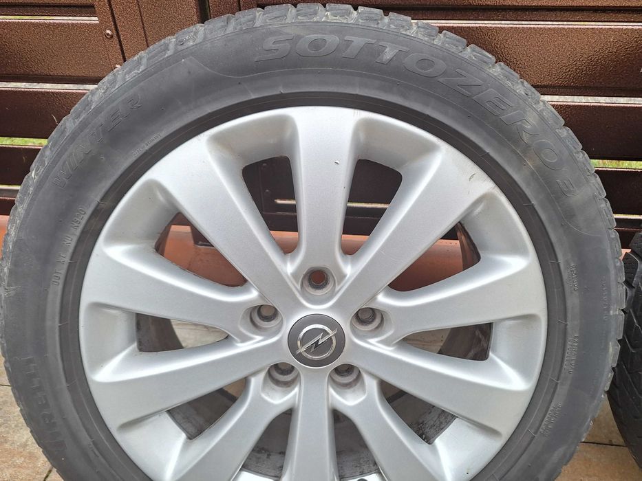 Komplet felg aluminiowych 17"  Opel Zafira Tourer C