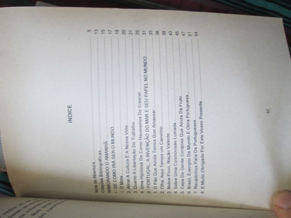 Namorando o amanhã / Agostinho da Silva