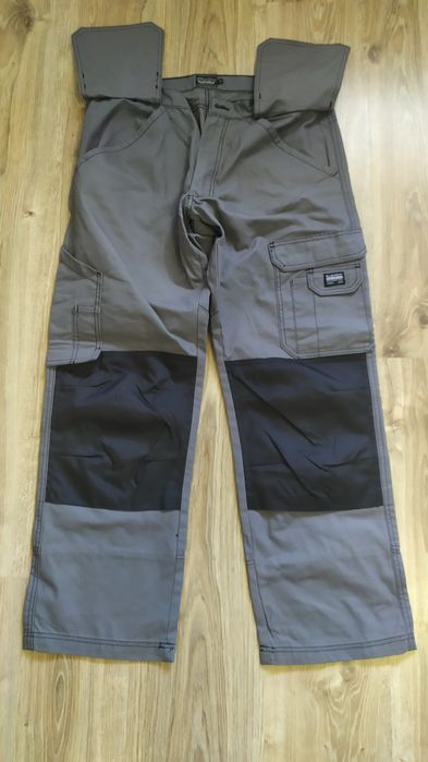 Продам брюки рабочие р52,б/у