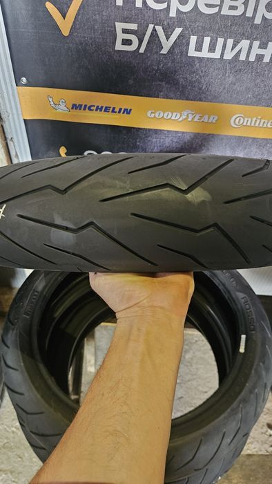 Pirelli Diablo rosso 120 70r17