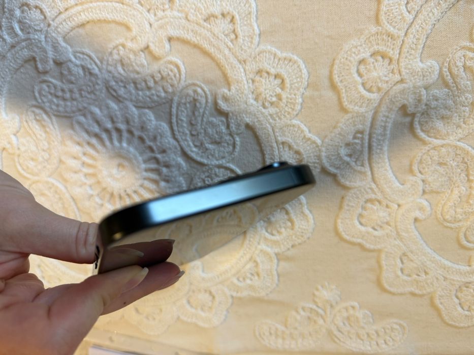 Iphone 16 про макс 256гб