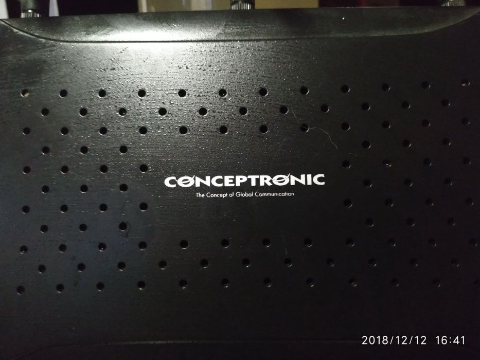 Conceptronic C300BRS4 Router64286300760323122
