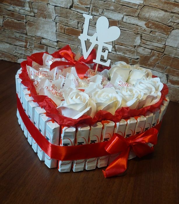 Подарунок на день закоханих,солодкі букети,день Святого Валентина