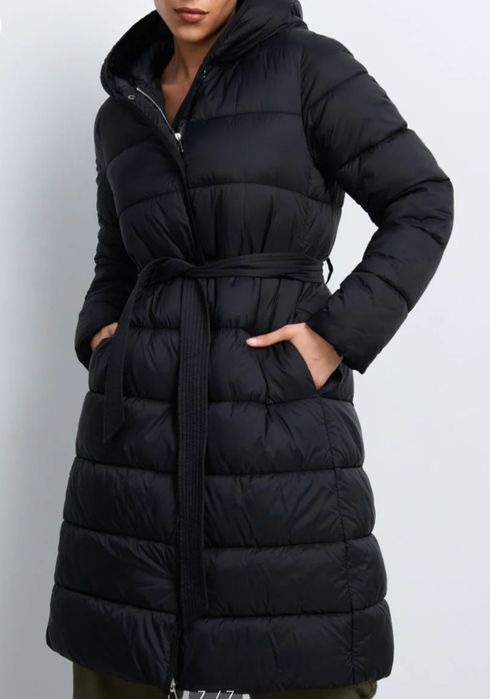 Нове пальто куртка зимове жіноче розмір L