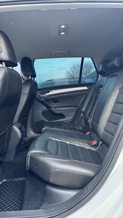 Volkswagen E-Golf Фольксваген Е-Гольф 2016 р 24 кВт ЗАПАС ХОДУ 120 км.