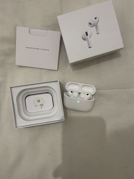 AirPods Pro 3 (2025) - Como Novos