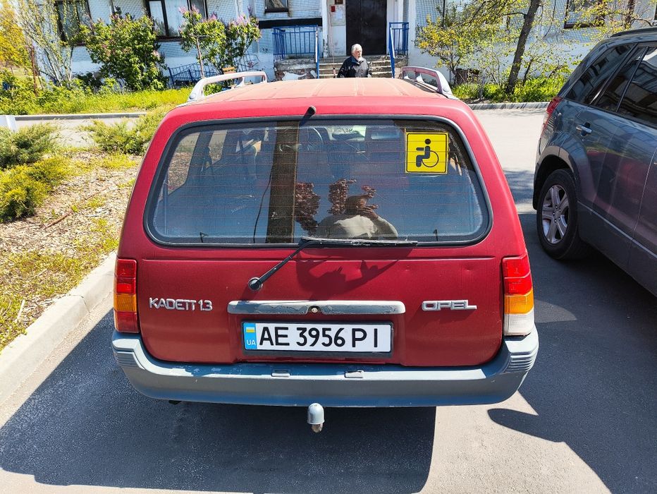 Опель кадет 1,3 Opel Kadett