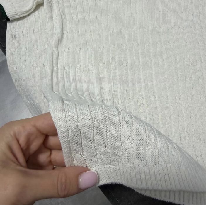 Молочне трикотажне поло від zara розмір  L / молочное трикотажное поло в рубчик зара