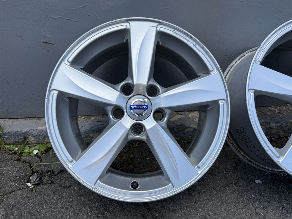 Оригінальні диски Volvo r16 5*108 V40 V50 V70 S40 S50 S60 Ford Focus Mondeo
