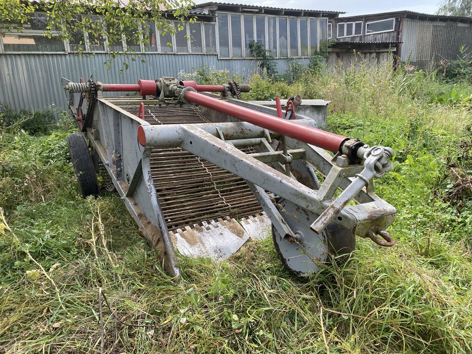 Картоплекопач на два рядки