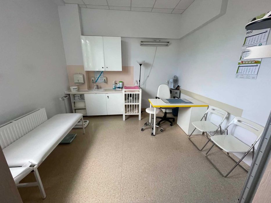 82 mkw 3 x GABINET LEKARSKI / lokal medyczny do wynajęcia – WARSZAWA BERNARDYŃSKA