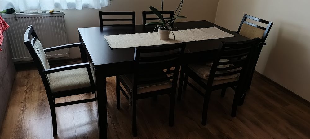Stół plus 6 krzeseł ( wenge) 90/160