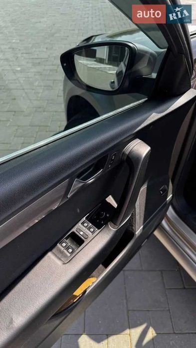 Автомобіль Volkswagen B7 2013 р
