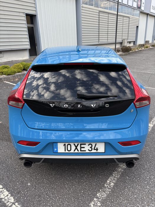 Volvo V40 R-Design City Safety