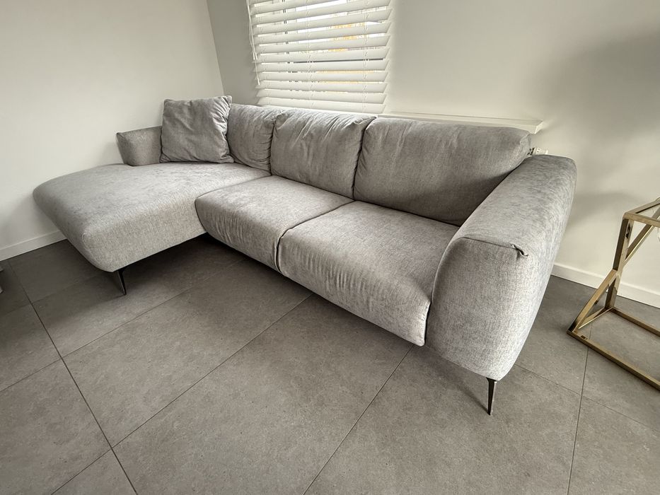 Sofa jasnoszara rogowa