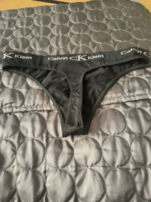 Stringi Calvin Klein, nowe