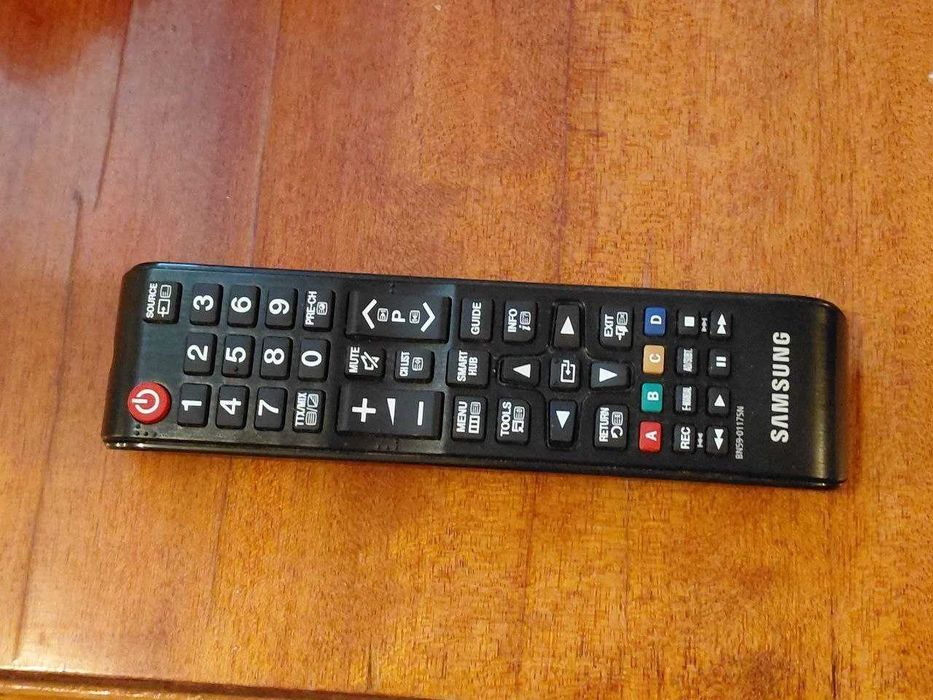 Продам телевізор SamsungUE48JU6770U