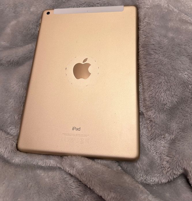 Apple iPad A 1823