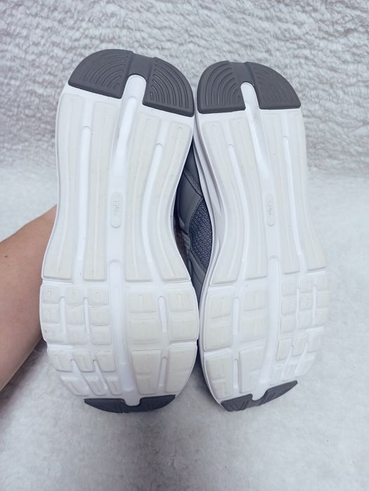 Оригінал Puma, 35.5 розмір, 23.5 см  кросівки для хлопчика