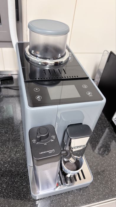 Máquina Café DeLonghi Rivelia Pebble Grey Como Nova c/ Garantia