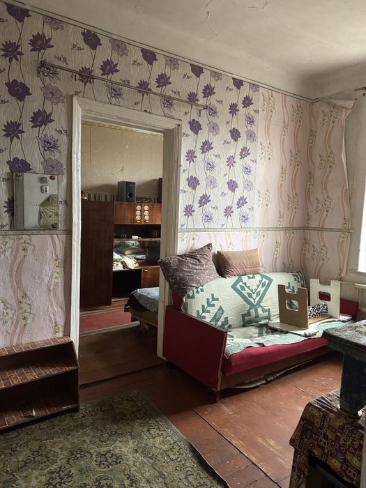 Продам часть дома .