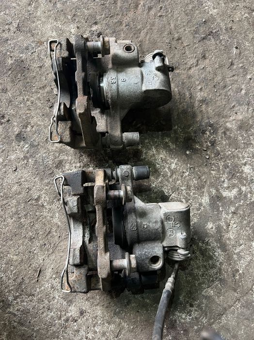 Задние суппорта Рено Лагуна 2 цена за штуку