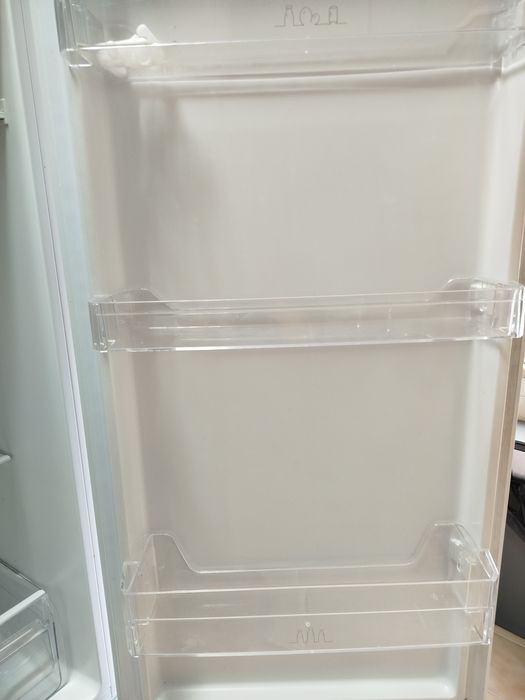 Frigorífico semi novo